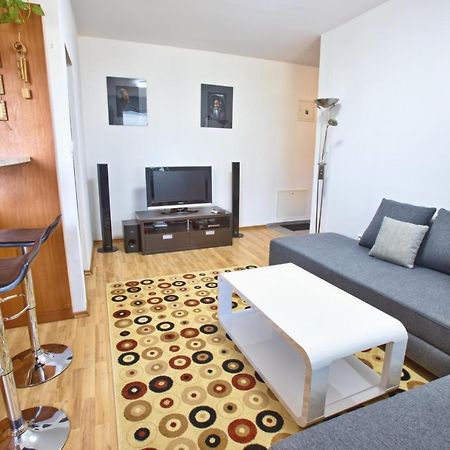 Apartman Hugo Velky Slavkov Exterior photo