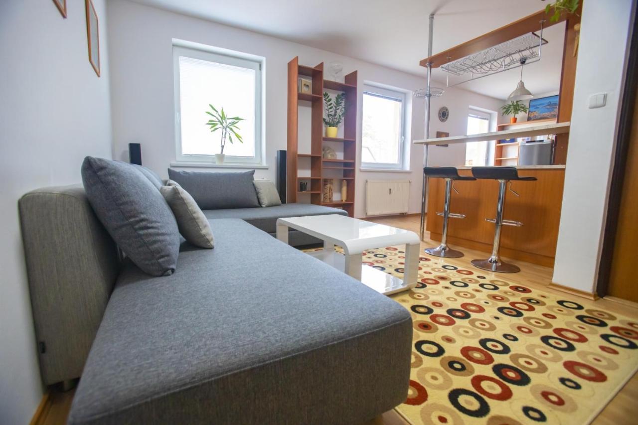 Apartman Hugo Velky Slavkov Exterior photo